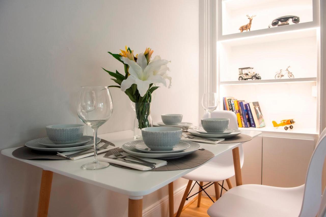 Pass The Keys Stylish 2 Bed In Heart Of West End Lägenhet Glasgow Exteriör bild