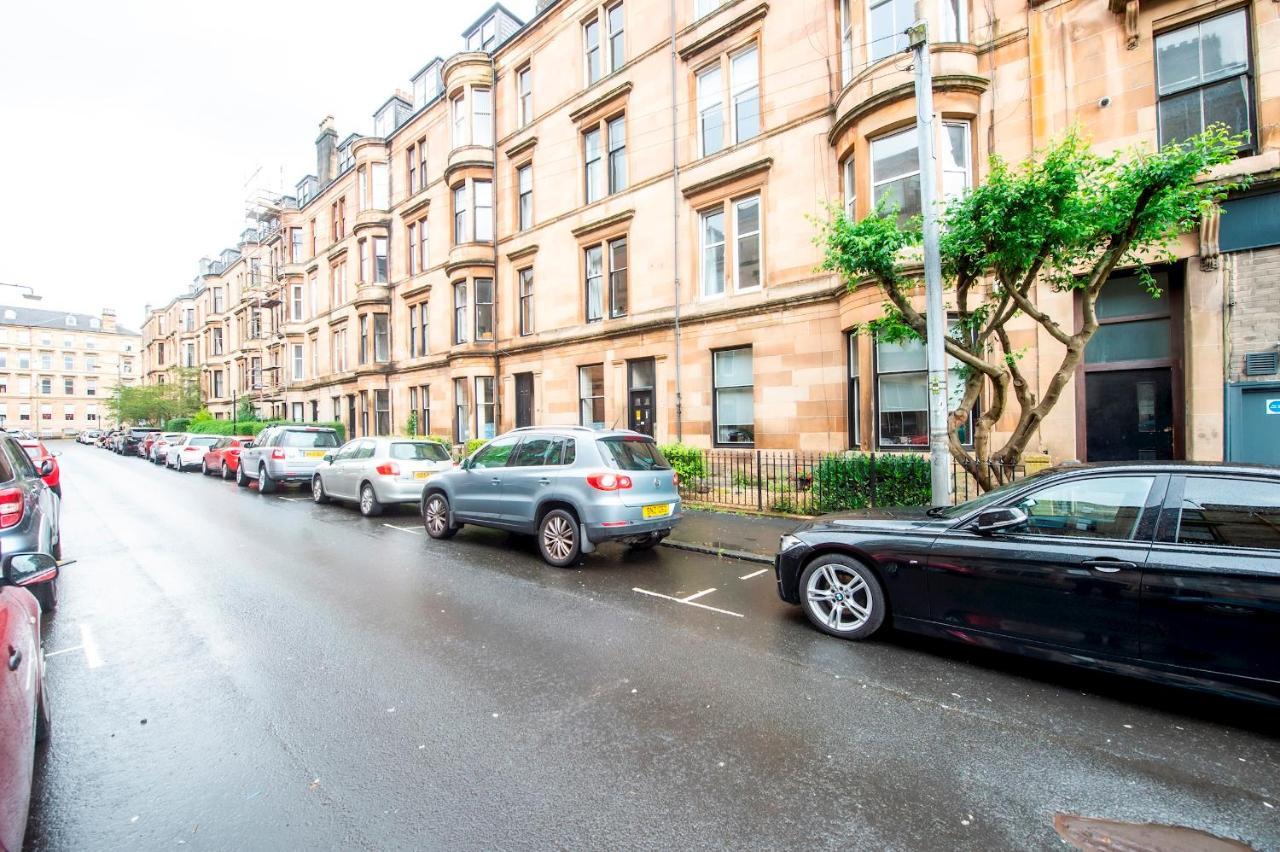 Pass The Keys Stylish 2 Bed In Heart Of West End Lägenhet Glasgow Exteriör bild