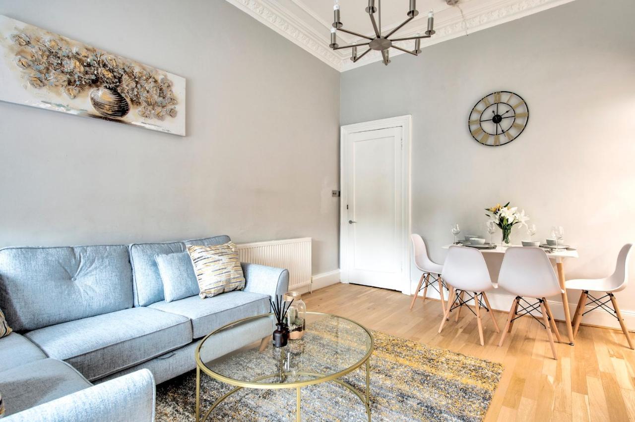 Pass The Keys Stylish 2 Bed In Heart Of West End Lägenhet Glasgow Exteriör bild